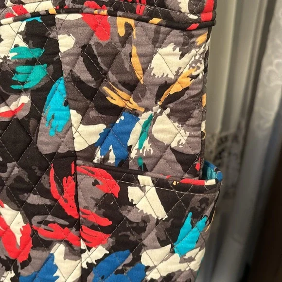 Vera Bradley Splash Floral Zippered Shoulder Bag Pocket  Purse - Picture 2 of 5